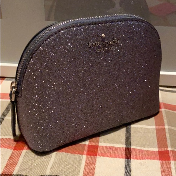 Kate spade makeup purse in space grey silver NWT - Picture 4 of 5